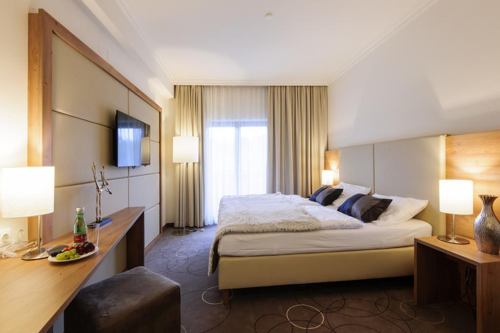 Seminarhotel Lengbachhof Gmbh Altlengbach ภายนอก รูปภาพ
